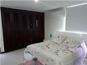 ACR ofrece Apartamento en Venta - Laguito 541137_Portada_4